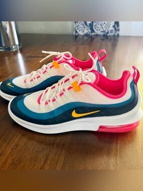 Nike Women's Athletic Sneakers